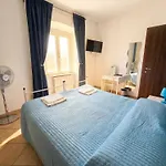לינה וארוחת בוקר La Piazza Vercurago
